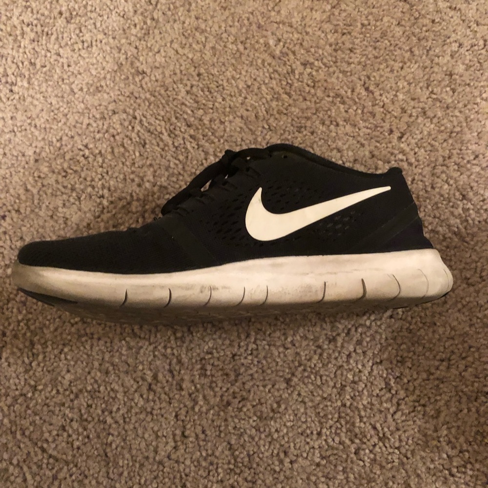 Nike Free Run Black White